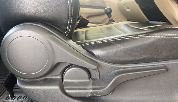2018 Honda Amaze 1.2L I-VTEC V, Petrol, Manual, 55,710 km, Driver Side Adjustment Panel