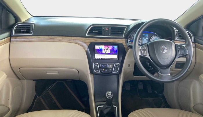2018 Maruti Ciaz DELTA 1.5 SHVS MT PETROL, Petrol, Manual, 33,464 km, Dashboard