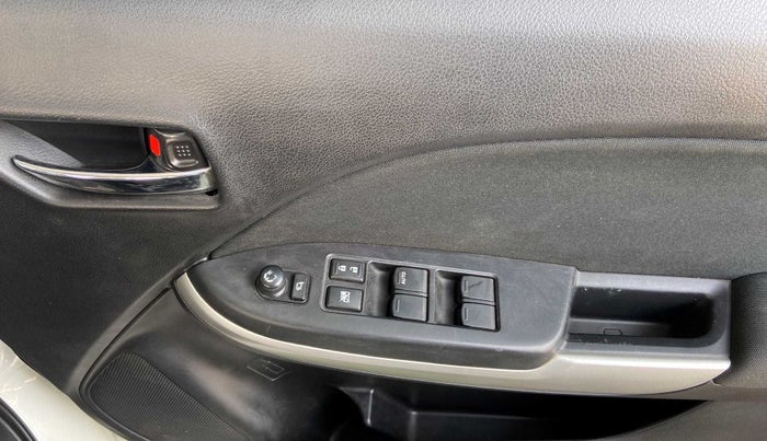 2016 Maruti Baleno DELTA PETROL 1.2, Petrol, Manual, 27,062 km, Driver Side Door Panels Control