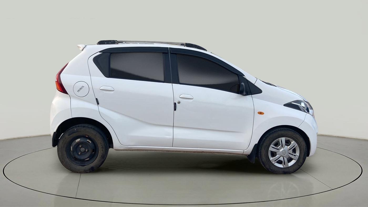 2017 Datsun Redi Go T (O), Petrol, Manual, 47,403 km, Right Side View