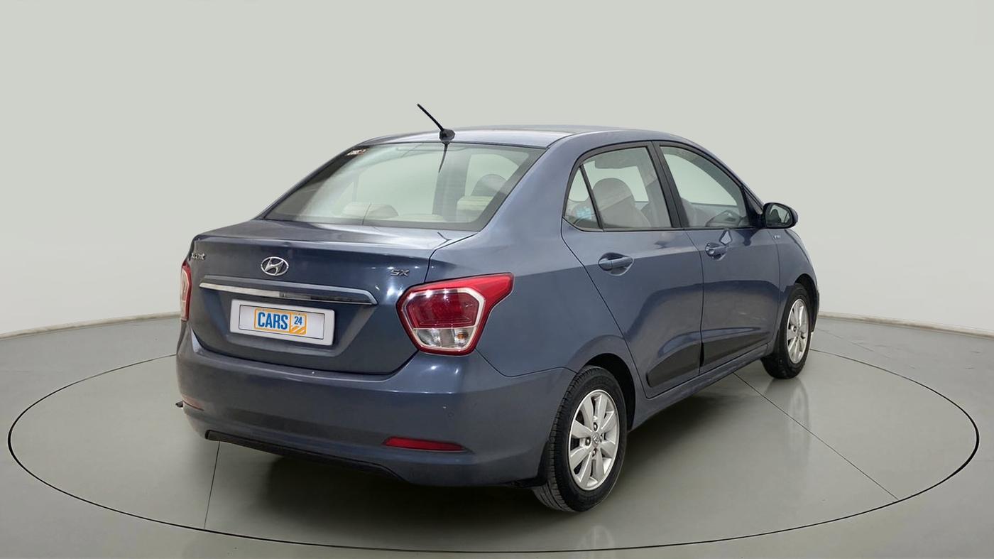 2017 Hyundai Xcent SX 1.2, CNG, Manual, 69,702 km, Right Back Diagonal