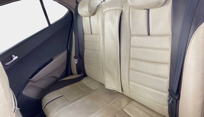 2017 Hyundai Xcent SX 1.2, Petrol, Manual, 39,965 km, Right Side Rear Door Cabin