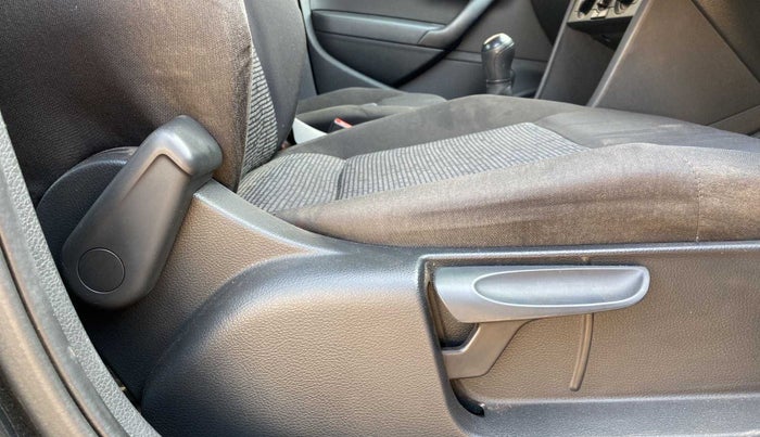 2017 Volkswagen Ameo COMFORTLINE 1.2L, Petrol, Manual, 24,452 km, Driver Side Adjustment Panel