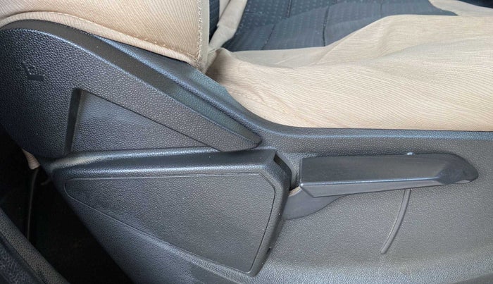 2017 Ford Ecosport TITANIUM 1.5L DIESEL, Diesel, Manual, 39,013 km, Driver Side Adjustment Panel