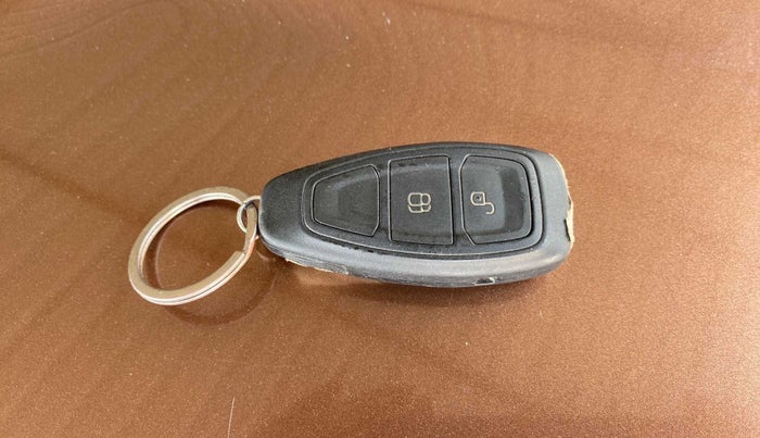 2017 Ford Ecosport TITANIUM 1.5L DIESEL, Diesel, Manual, 39,013 km, Key Close Up