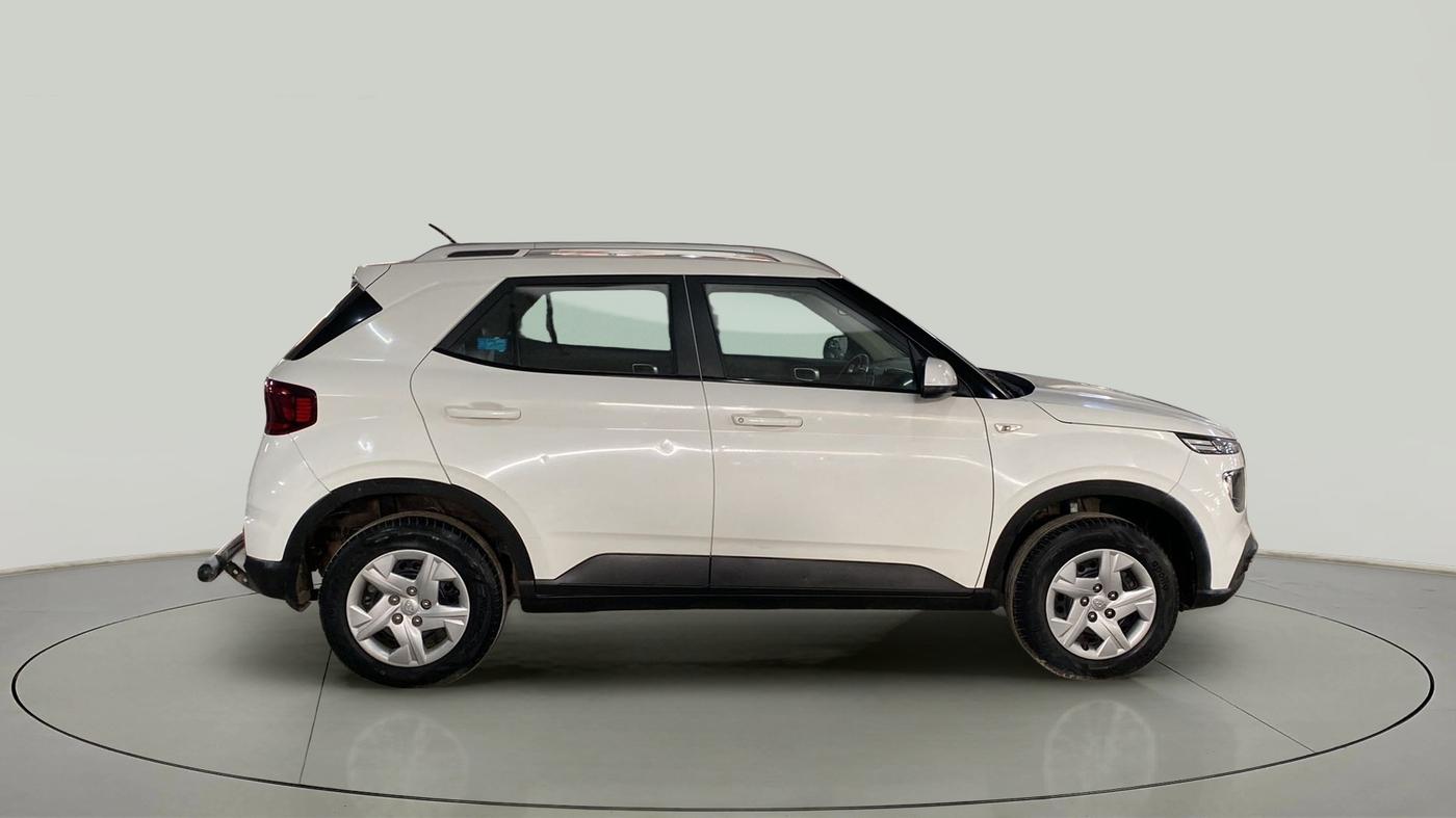 2020 Hyundai VENUE S 1.2, Petrol, Manual, 14,291 km, Right Side View