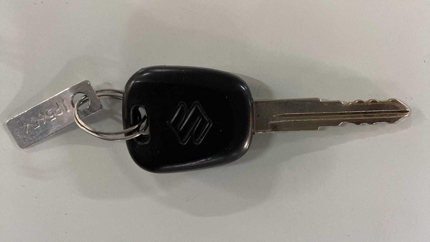 2011 Maruti Ritz VXI, Petrol, Manual, 59,456 km, Key Close Up