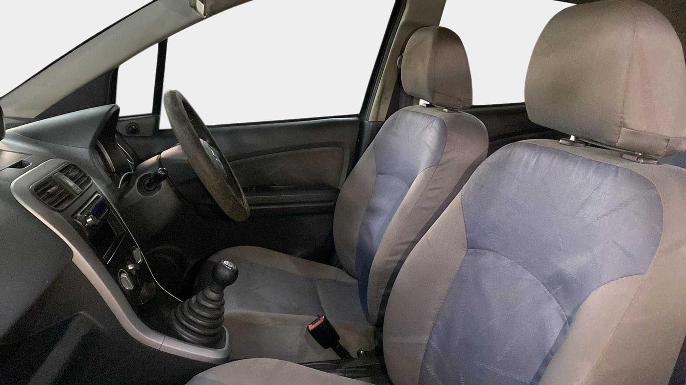 2011 Maruti Ritz VXI, Petrol, Manual, 59,456 km, Right Side Front Door Cabin