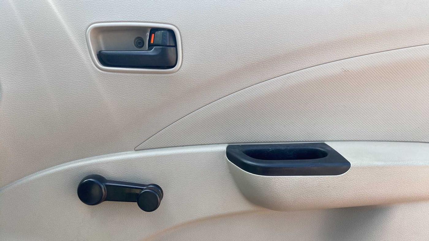 2019 Maruti Celerio LXI, Petrol, Manual, 58,041 km, Driver Side Door Panels Control