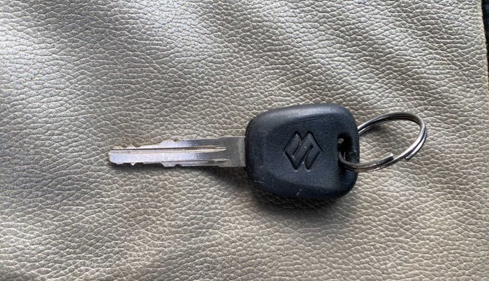 2014 Maruti Alto 800 LXI, Petrol, Manual, 71,888 km, Key Close Up