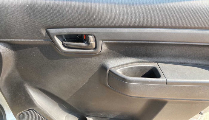 2020 Maruti S PRESSO VXI AMT, Petrol, Automatic, 5,748 km, Driver Side Door Panels Control