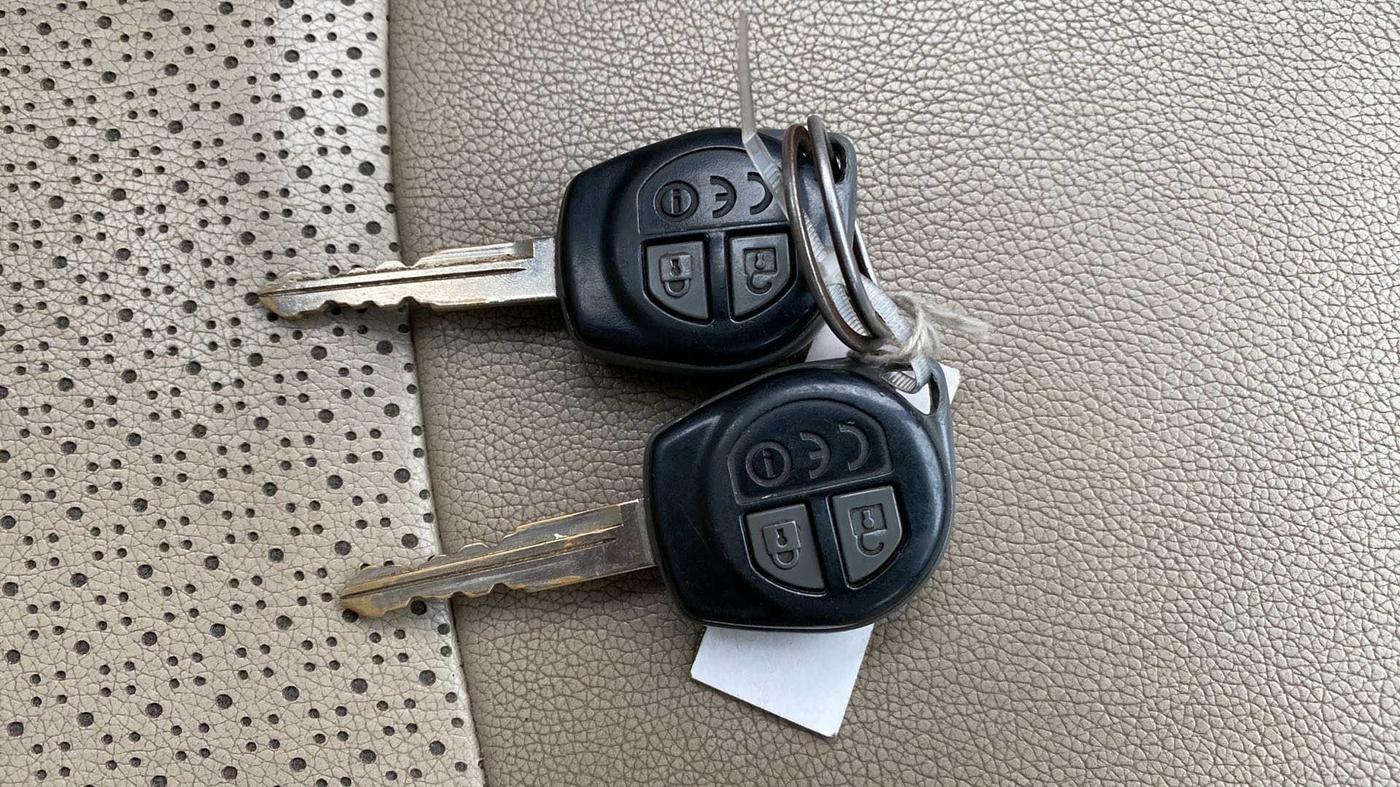 2016 Maruti Ciaz VXI, Petrol, Manual, 48,893 km, Key Close Up