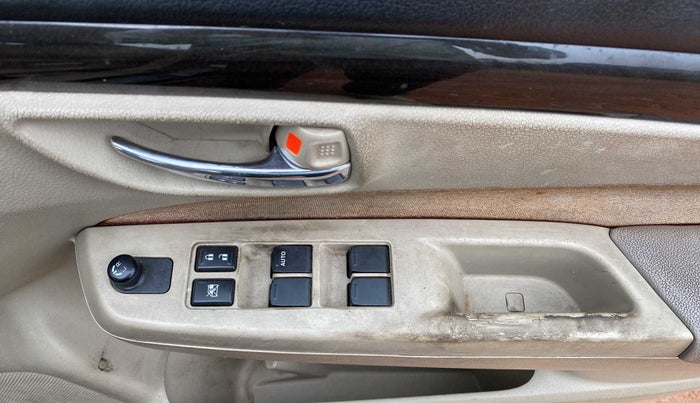 2016 Maruti Ciaz VXI, Petrol, Manual, 48,893 km, Driver Side Door Panels Control