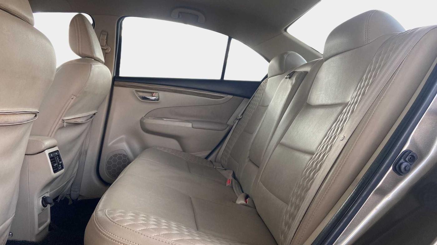 2019 Maruti Ciaz DELTA 1.5 SHVS MT PETROL, Petrol, Manual, 70,604 km, Right Side Rear Door Cabin