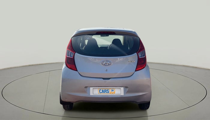 2017 Hyundai Eon ERA +, Petrol, Manual, 28,332 km, Back/Rear