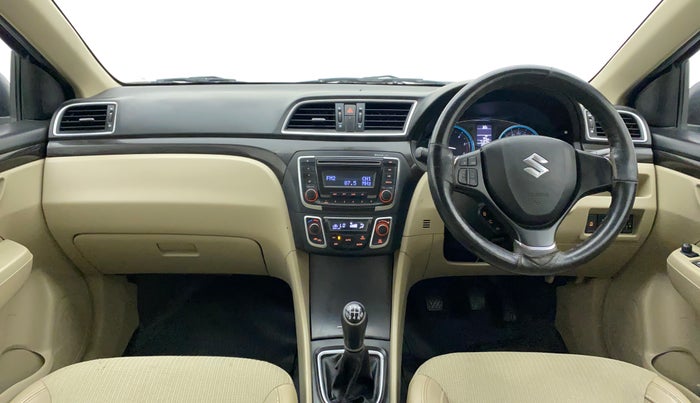 2016 Maruti Ciaz ZDI SHVS, Diesel, Manual, 71,483 km, Dashboard