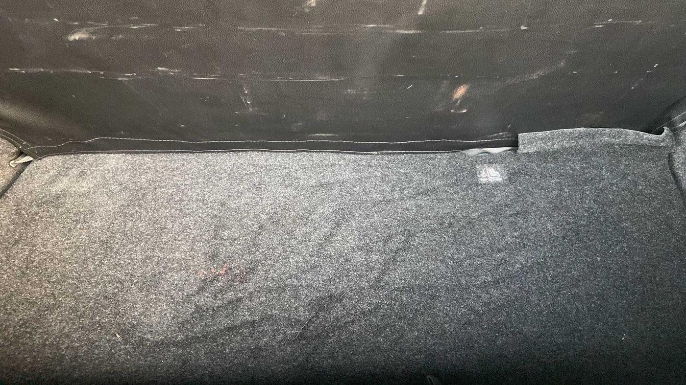 2015 Mahindra Kuv100 K8 5 STR, Petrol, Manual, 55,781 km, Boot Inside