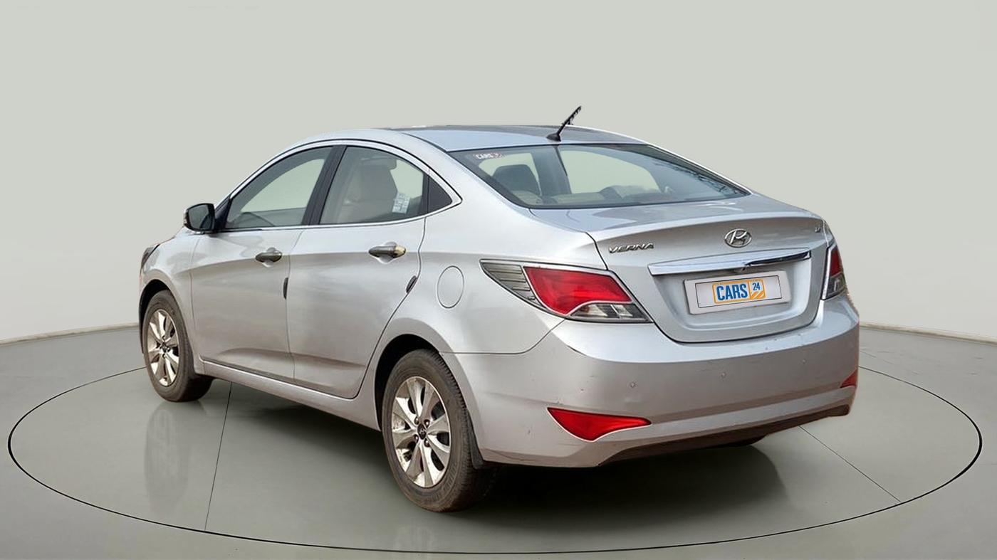 2015 Hyundai Verna FLUIDIC 4S 1.6 VTVT S, Petrol, Manual, 68,937 km, Left Back Diagonal