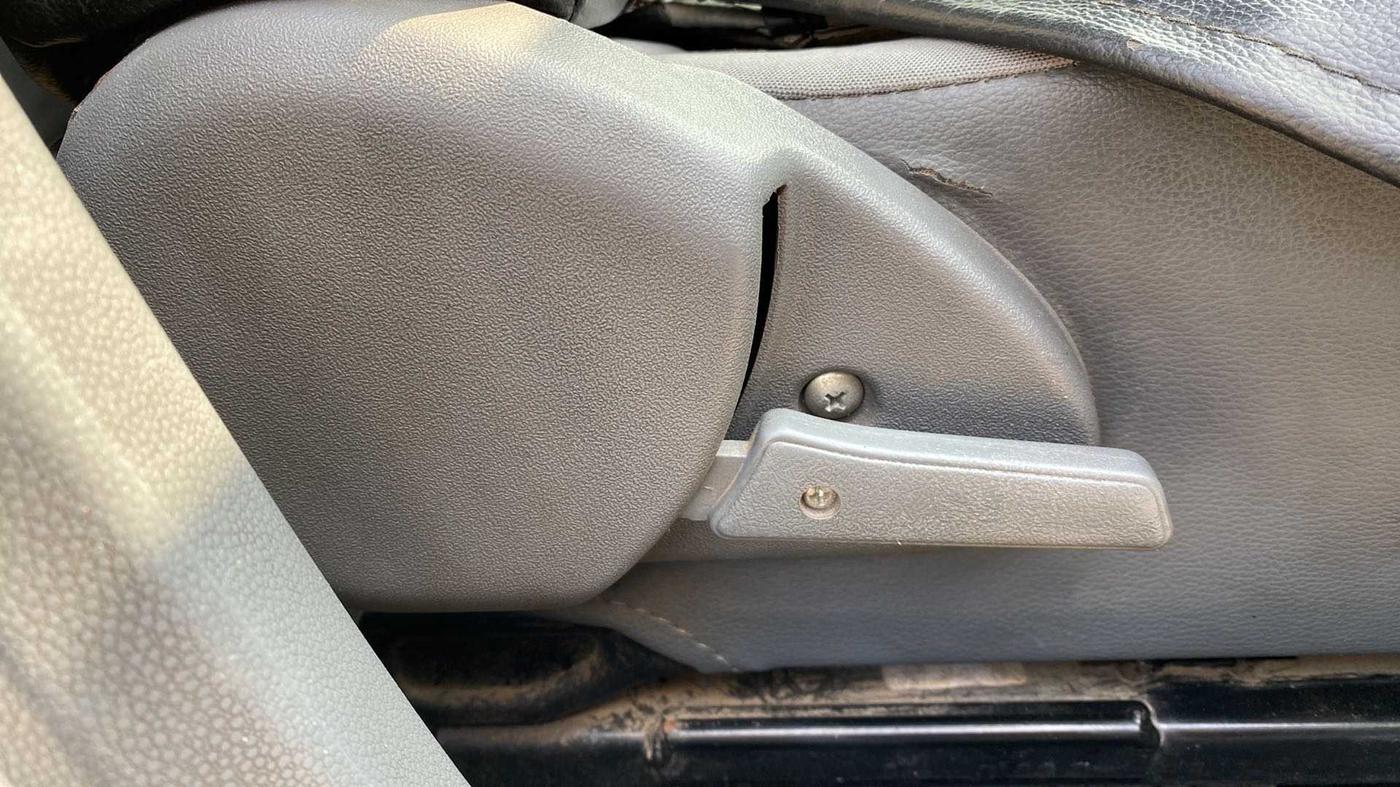 2014 Maruti Alto 800 LXI, Petrol, Manual, 63,231 km, Driver Side Adjustment Panel