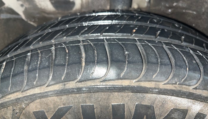 2021 KIA SELTOS HTE 1.5 PETROL, Petrol, Manual, 58,874 km, Left Front Tyre Tread