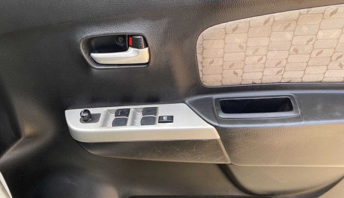 2016 Maruti Wagon R 1.0 VXI, Petrol, Manual, 54,820 km, Driver Side Door Panels Control