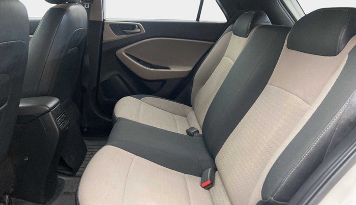 2017 Hyundai Elite i20 MAGNA EXECUTIVE 1.2, Petrol, Manual, 49,001 km, Right Side Rear Door Cabin
