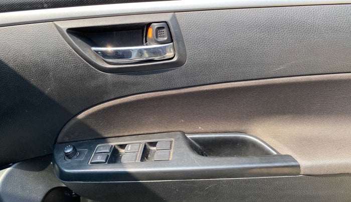 2013 Maruti Swift VXI, Petrol, Manual, 28,790 km, Driver Side Door Panels Control