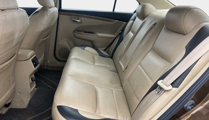 2019 Maruti Ciaz DELTA 1.5 SHVS MT PETROL, Petrol, Manual, 22,896 km, Right Side Rear Door Cabin