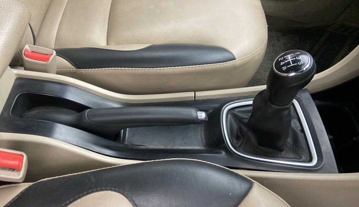2019 Maruti Ciaz DELTA 1.5 SHVS MT PETROL, Petrol, Manual, 22,896 km, Gear Lever