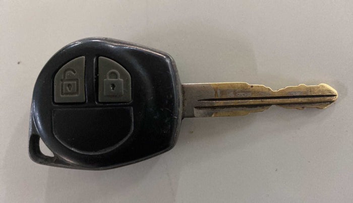 2017 Maruti Swift Dzire VDI ABS, Diesel, Manual, 95,538 km, Key Close Up