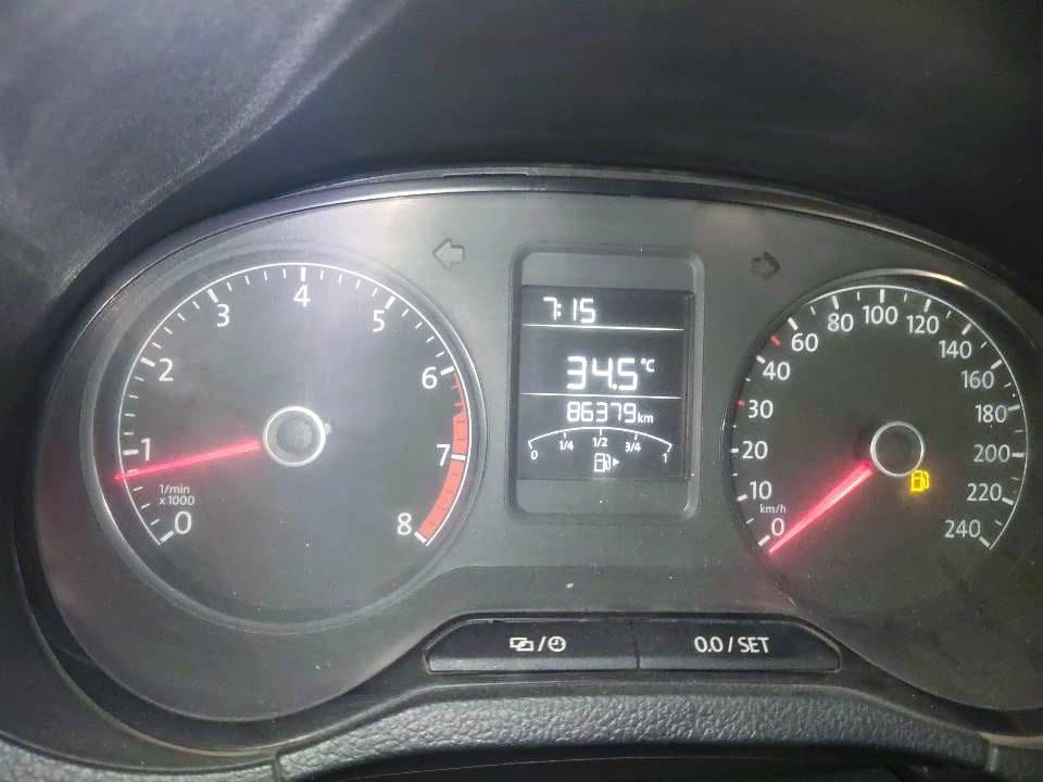 2018 Volkswagen Ameo TRENDLINE 1.0L, Petrol, Manual, 86,419 km, Odometer Image