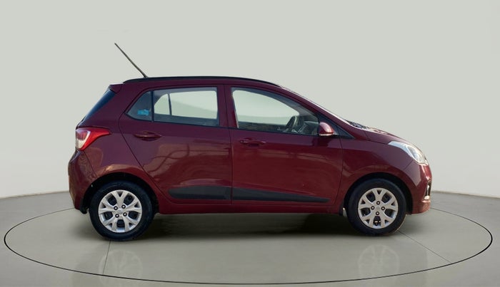 2015 Hyundai Grand i10 SPORTZ 1.2 KAPPA VTVT, Petrol, Manual, 68,322 km, Right Side View