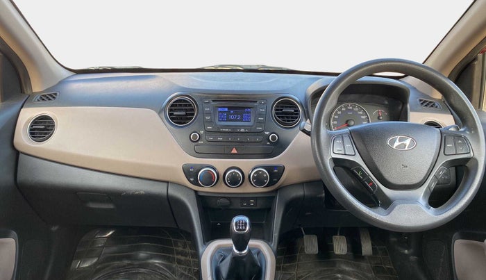 2015 Hyundai Grand i10 SPORTZ 1.2 KAPPA VTVT, Petrol, Manual, 68,322 km, Dashboard
