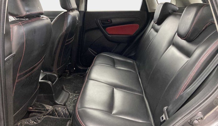 2021 Maruti Vitara Brezza VXI, Petrol, Manual, 24,278 km, Right Side Rear Door Cabin