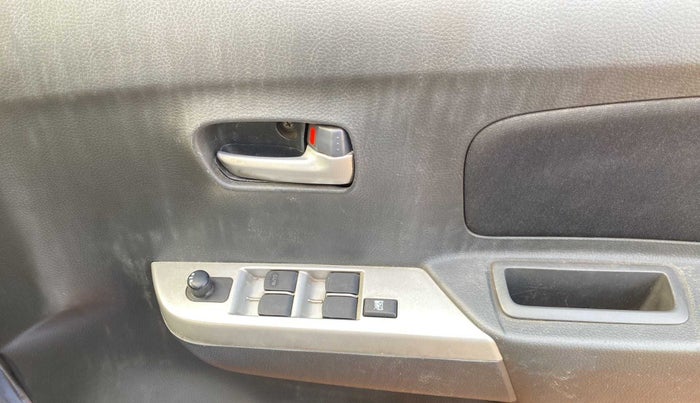 2012 Maruti Wagon R 1.0 VXI, Petrol, Manual, 47,129 km, Driver Side Door Panels Control