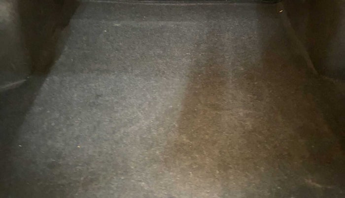 2018 Maruti Ciaz ZETA 1.4  MT PETROL, Petrol, Manual, 50,006 km, Boot Inside