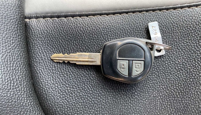 2018 Maruti Alto 800 VXI, Petrol, Manual, 23,152 km, Key Close Up