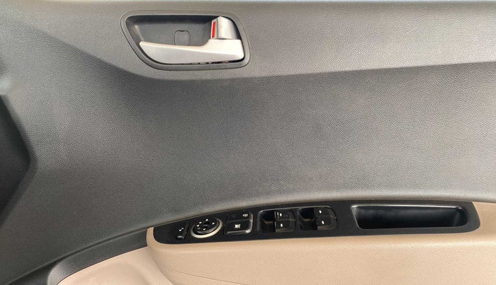 2018 Hyundai Grand i10 ASTA 1.2 KAPPA VTVT, Petrol, Manual, 53,724 km, Driver Side Door Panels Control