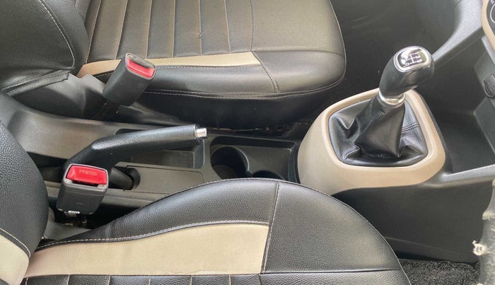 2018 Hyundai Grand i10 ASTA 1.2 KAPPA VTVT, Petrol, Manual, 53,724 km, Gear Lever