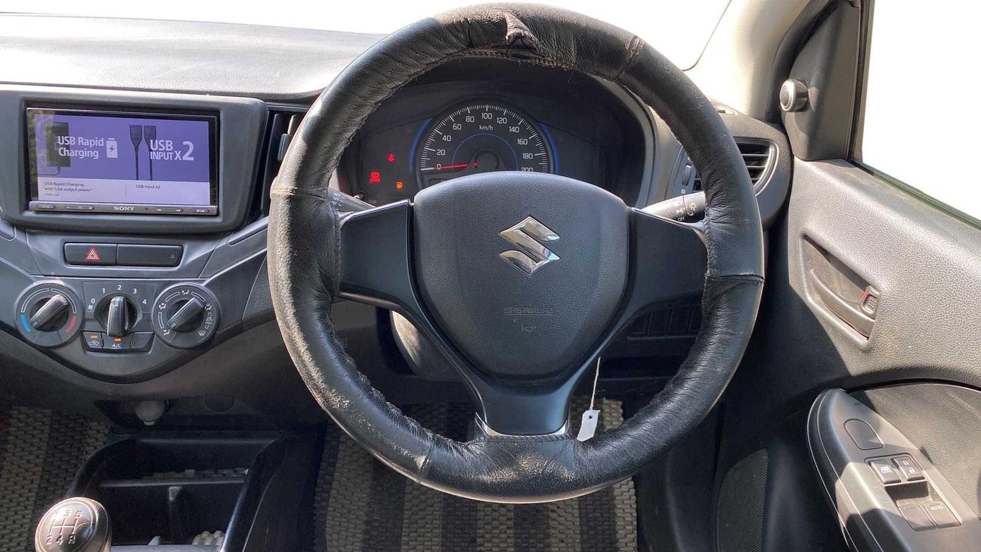 2020 Maruti Baleno SIGMA PETROL 1.2, Petrol, Manual, 44,407 km, Steering Wheel Close Up