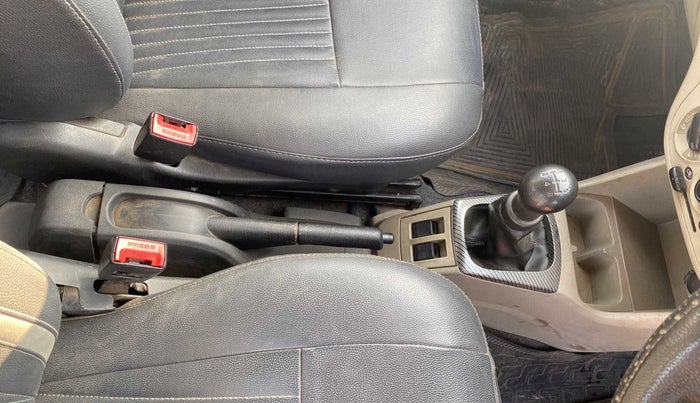 2016 Maruti Alto K10 VXI, Petrol, Manual, 71,756 km, Gear Lever