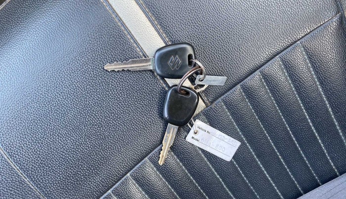 2016 Maruti Alto K10 VXI, Petrol, Manual, 71,756 km, Key Close Up