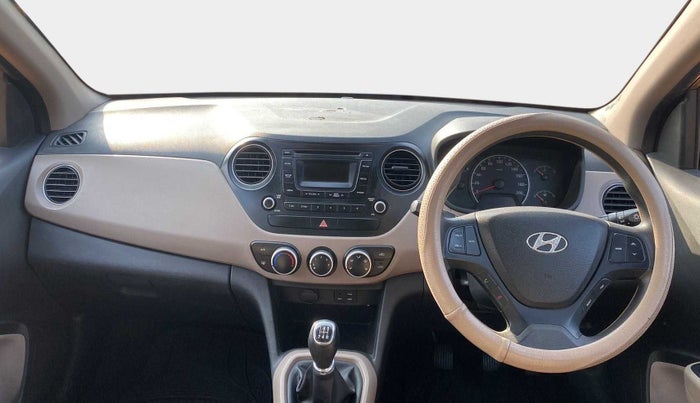 2015 Hyundai Grand i10 SPORTZ 1.2 KAPPA VTVT, Petrol, Manual, 35,110 km, Dashboard