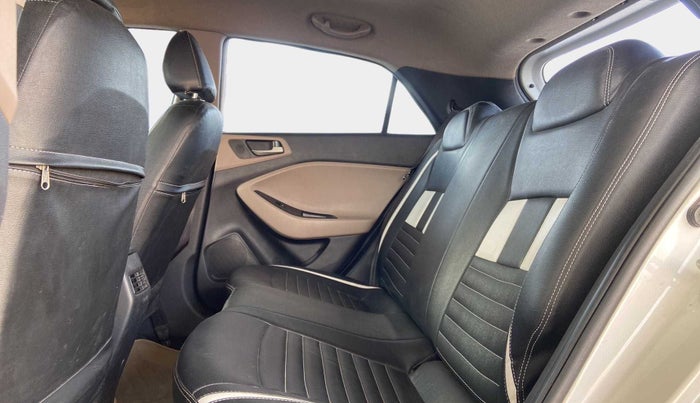 2016 Hyundai Elite i20 MAGNA 1.2, Petrol, Manual, 59,630 km, Right Side Rear Door Cabin