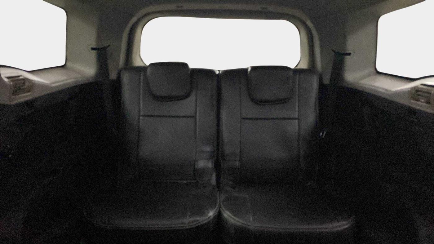 2019 Mahindra XUV500 W5, Diesel, Manual, 23,503 km, Third Seat Row ( optional )