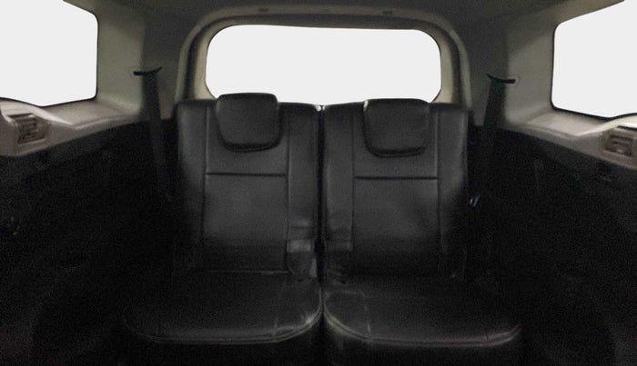 2019 Mahindra XUV500 W5, Diesel, Manual, 23,503 km, Third Seat Row ( optional )