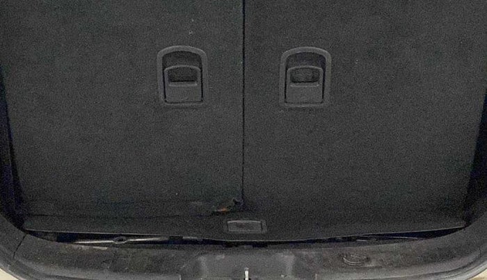 2019 Mahindra XUV500 W5, Diesel, Manual, 23,503 km, Boot Inside