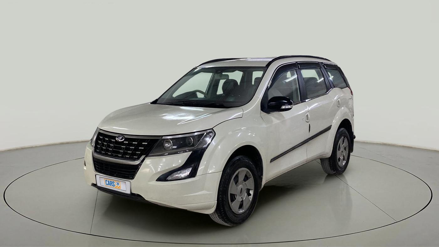 2019 Mahindra XUV500 W5, Diesel, Manual, 23,503 km, Left Front Diagonal