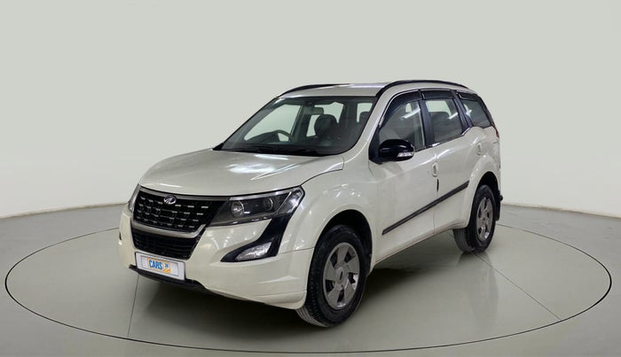 2019 Mahindra XUV500 W5, Diesel, Manual, 23,503 km, Left Front Diagonal