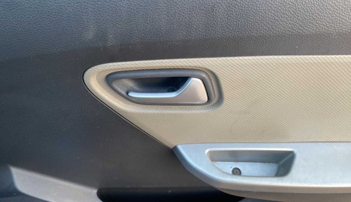 2017 Maruti Alto K10 VXI (O), Petrol, Manual, 37,786 km, Driver Side Door Panels Control